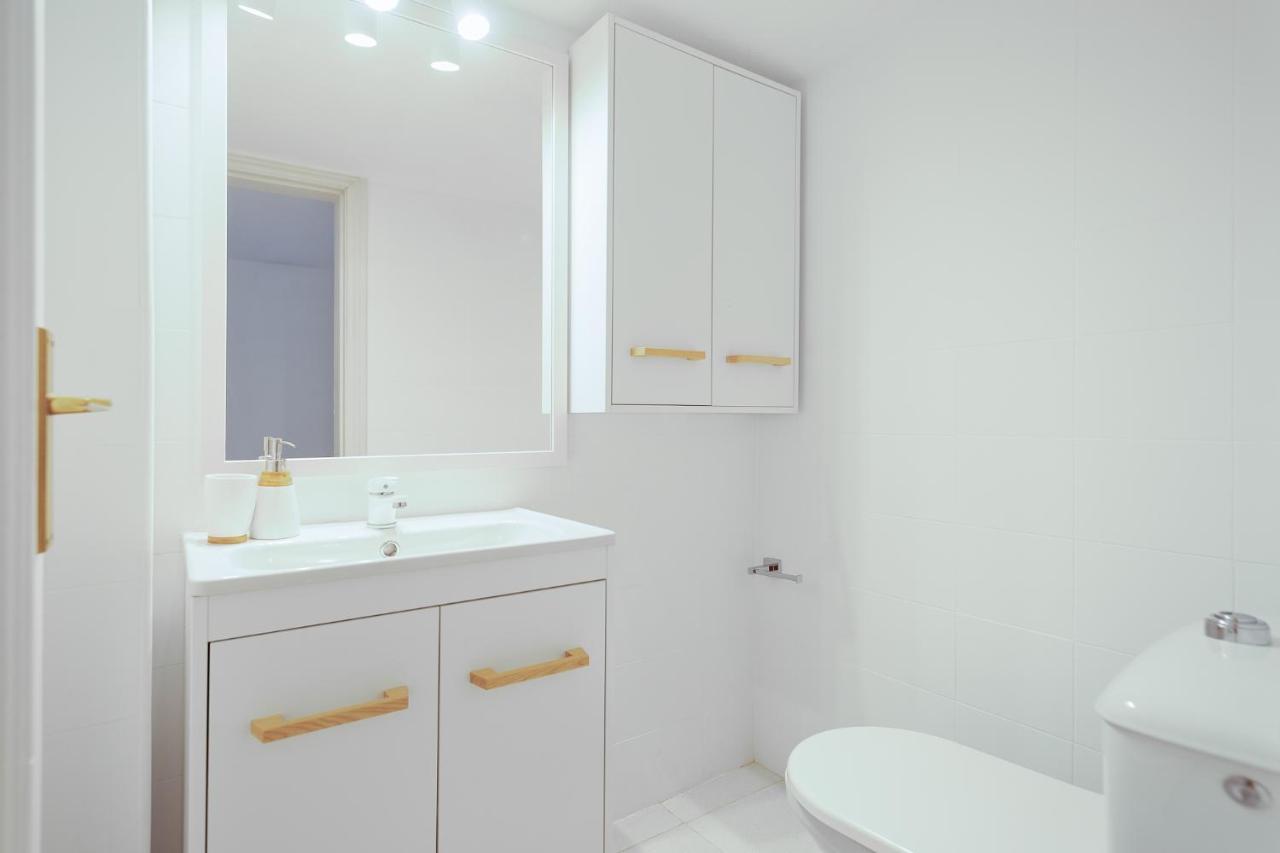 Apartamento La Fiesta, 250 M To The Sea Plus Swimming Pool Torrevieja Exterior foto